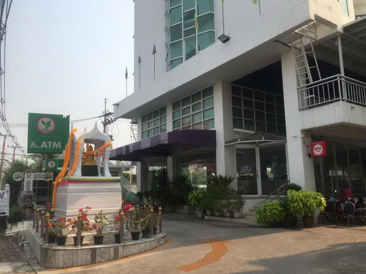 V Verve Service Apartment Hotel Chachoengsao Luaran gambar