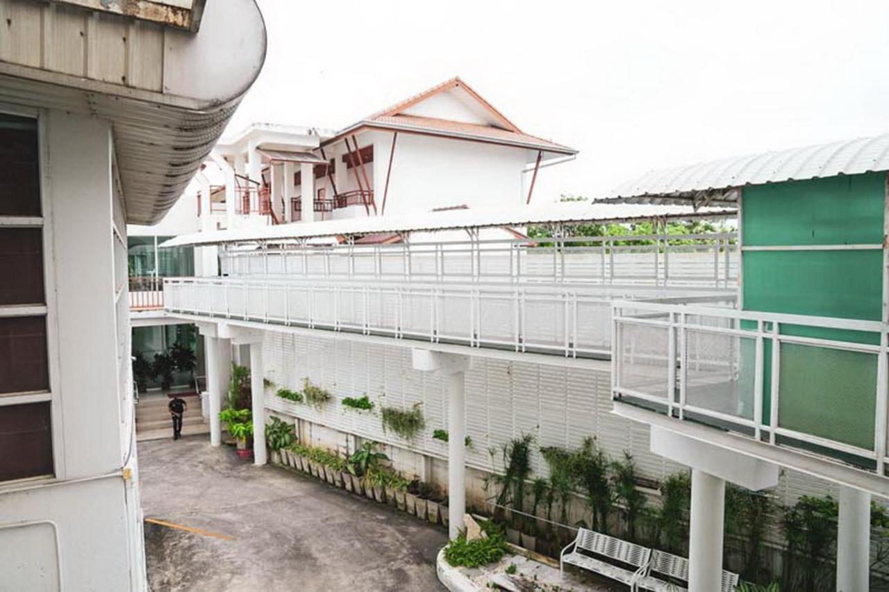 V Verve Service Apartment Hotel Chachoengsao Luaran gambar