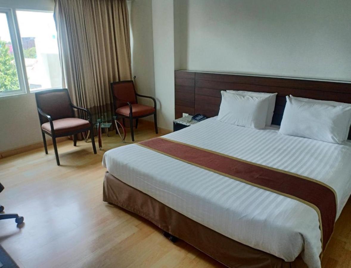 V Verve Service Apartment Hotel Chachoengsao Luaran gambar
