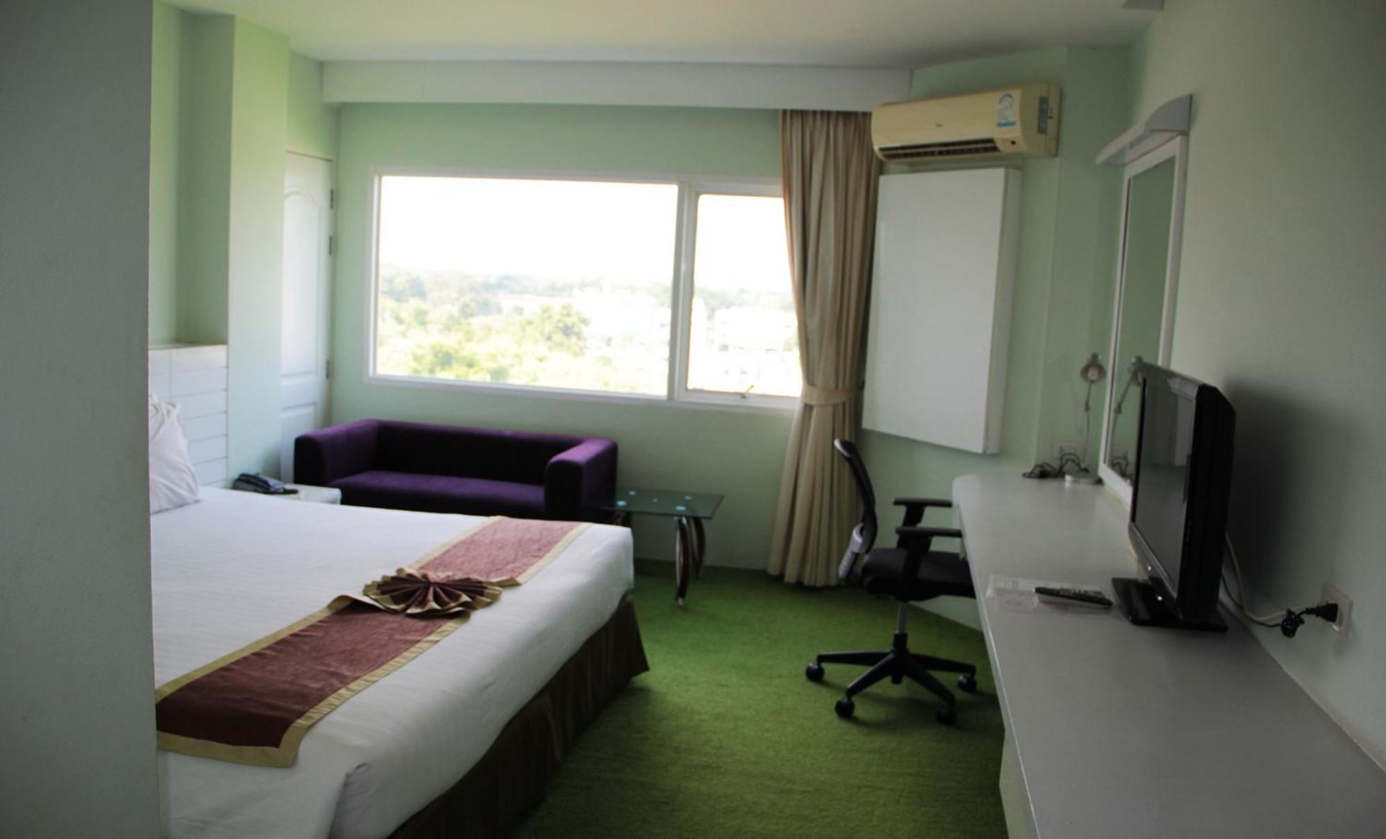 V Verve Service Apartment Hotel Chachoengsao Bilik gambar